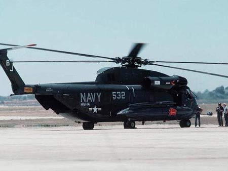 资料图片：CH-53海上种马重型运输直升机(13)