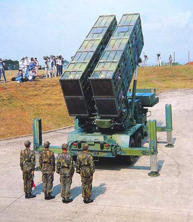 台着手研发三种新型攻防导弹将于2006年底完成