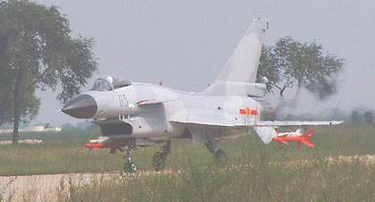 图文：编号05的中国空军歼十战斗机
