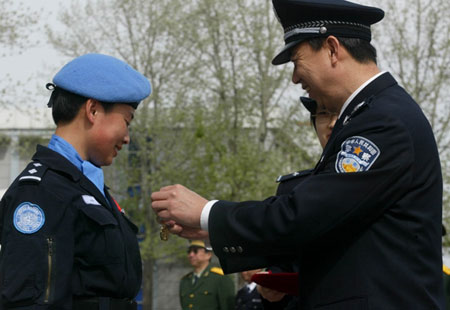 组图：中国维和警察的荣誉