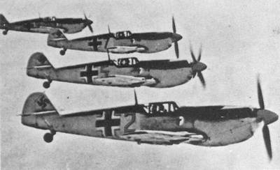图文：德国BF109战斗机四指式战斗编队