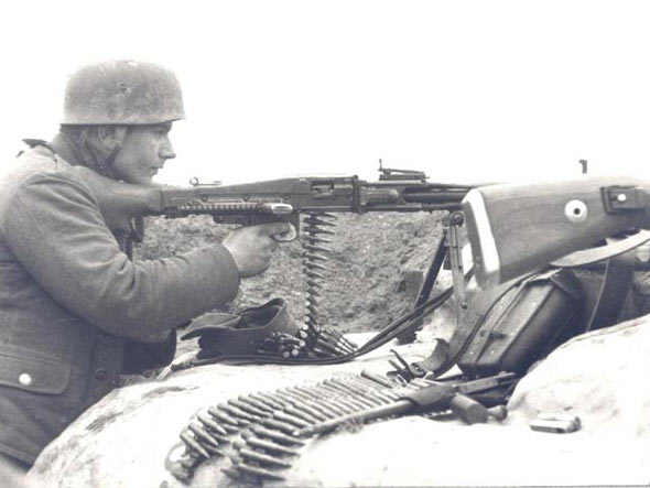 ͼģɴ֮MG42ʽ7.92mmͨûǹ(6)