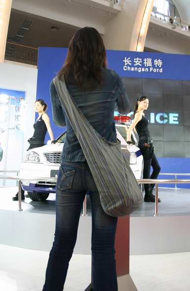 图文：长安福特展出警用巡逻车