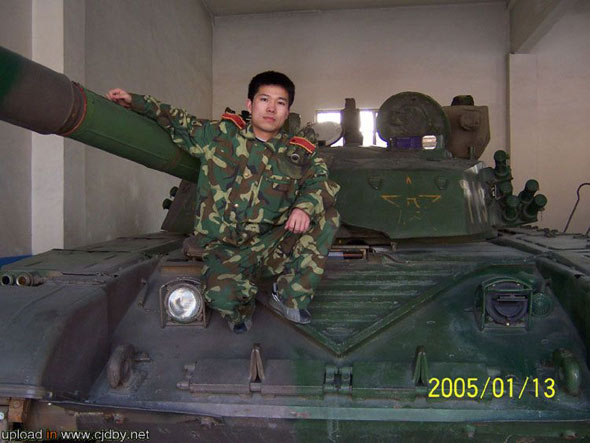 图文：中国陆军新锐98式主战坦克(44)