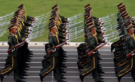 组图：辽宁公安民警大比武共有18个方队参加