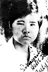 李林：我们的女英雄(图)