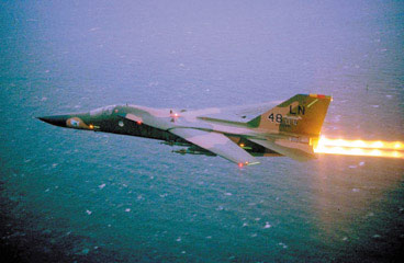 最具爭議的作戰飛機：F-111的成敗得失(組圖)