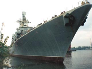 中国军方不购买设备老化的乌克兰号巡洋舰(图)