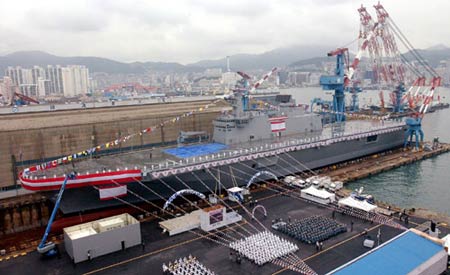 韩国独岛号轻型航母正式下水明年交付使用(图)