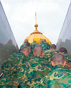 俄军裁撤曾参与白宫平叛的第119空降团(附图)