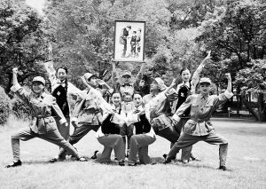 特写：走近延安革命纪念馆女子民兵连(组图)