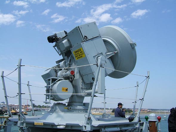 图文英查坦号驱逐舰海狼防空导弹火控系统