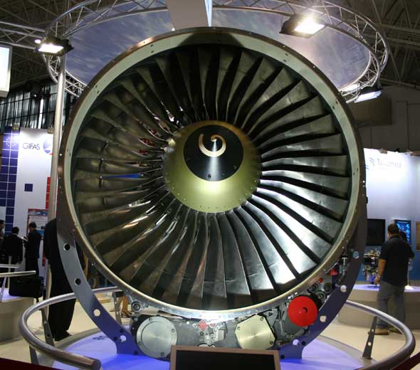 图文：法国斯奈克玛公司的CFM56-5B航空发动机