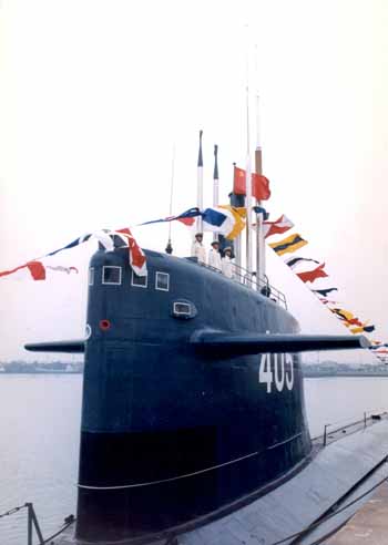 台湾当局为军购案造势称大陆核潜艇吓退台军舰