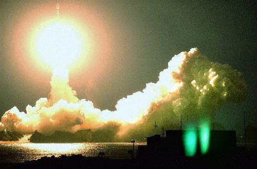 日本宇宙航空研究开发的新型H2A火箭在名古屋亮相