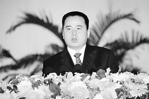 神舟六号载人航天飞行先进事迹报告会摘要(3)