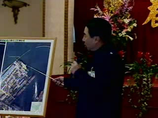 国台办否认大陆改建航空母舰的传言(组图)