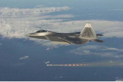 F-22战机首次发射实战用AIM-120导弹(附图)