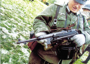 MP40：早期名声很不好
