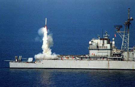 图文美军舰发射战斧巡航导弹