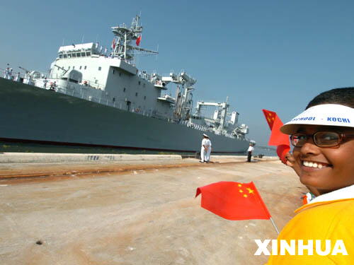 中国海军舰艇编队抵达印度访问(组图)