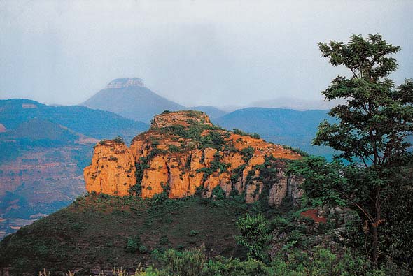 图文：抱犊崮风景