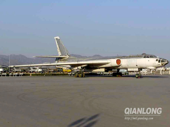 中国空军可用于核战的轰炸机完整亮相(组图)