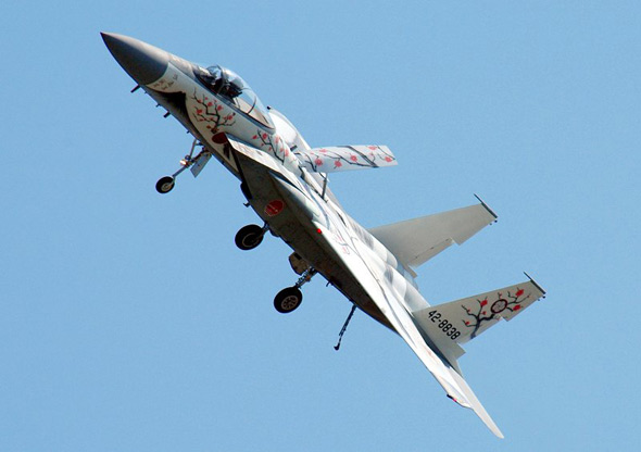 图文：日本的F-15J已经使用了20多年
