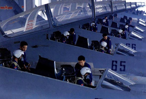 图文：我空苏-30MKK战斗轰炸机群