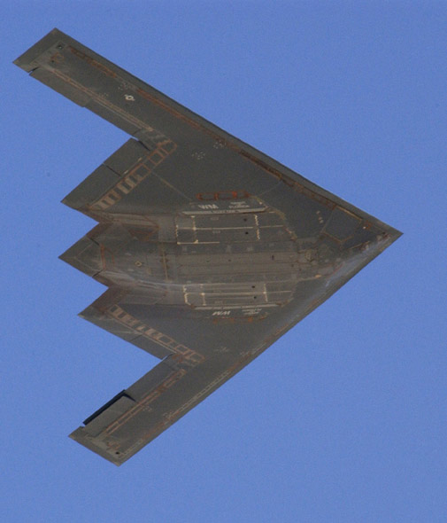 图文:美国空军b-2a幽灵隐形战略轰炸机