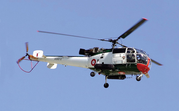 图文:法国陆航部队se313云雀直升机