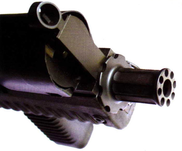 图文：CF059MM冲锋枪独特的枪口消焰器