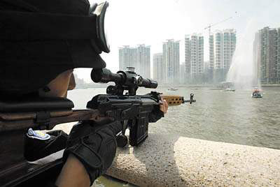 圖文：使用85式狙擊步槍的中國特警