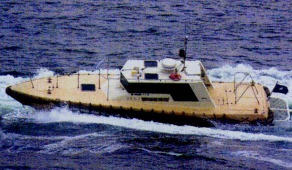 图文：凤凰号监视取缔船于1995年3月服役