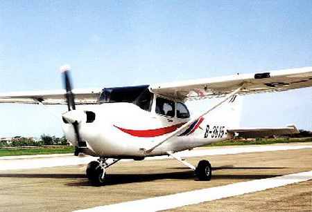 ͼģۺվֲCessna172Rɻ