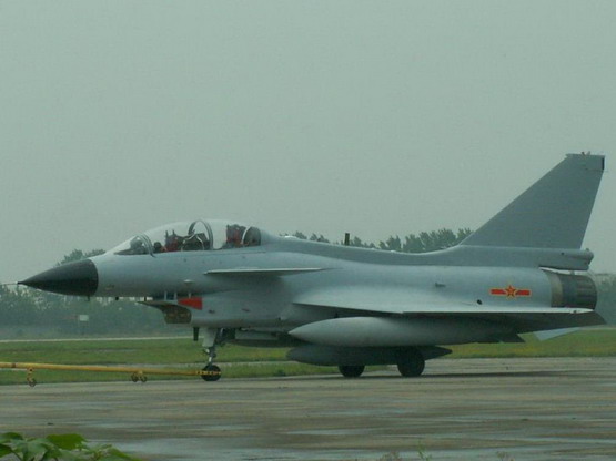 10սǿɶ̨F-16A/B(ͼ)