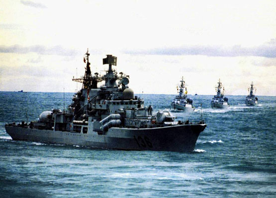 图文:中国海军主力战舰水面编队