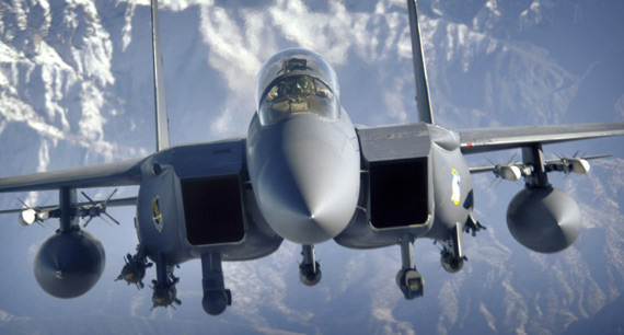 威胁中国的鹰：美制F-15E未来攻击战术分析(图)