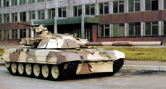 图文：乌克兰生产的改型T-72AZ主战坦克