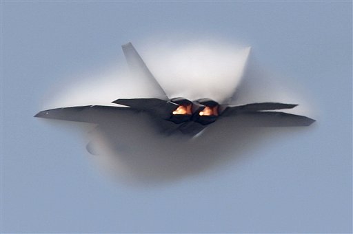 美国现役最先进战机:F-22猛禽(组图)