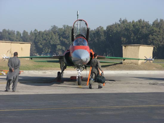 ͼģйڰͻ˹̹JF-17׵ս