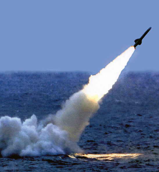 图文:中国潜艇能使用巡航导弹进行反舰作战