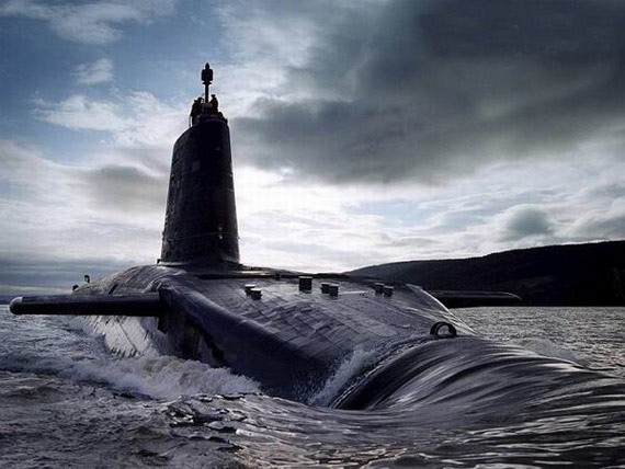图文:英国海军现役的前卫级胜利号战略核潜艇