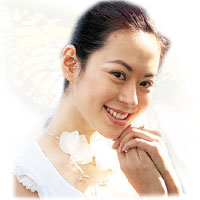 2000年亚洲小姐冠军,香港艺人李华3月14日下
