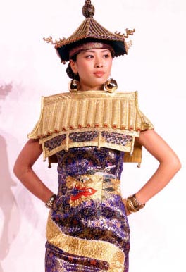 《流动的紫禁城》中国服装展示(多图)