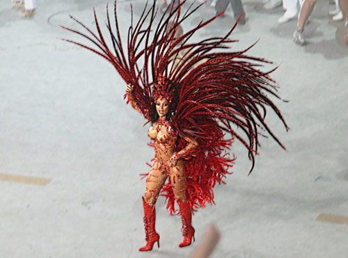 组图:巴西狂欢节盛装女郎(4)