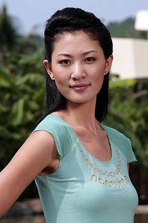 2005新丝路中国模特大赛17号选手王亮(组图)