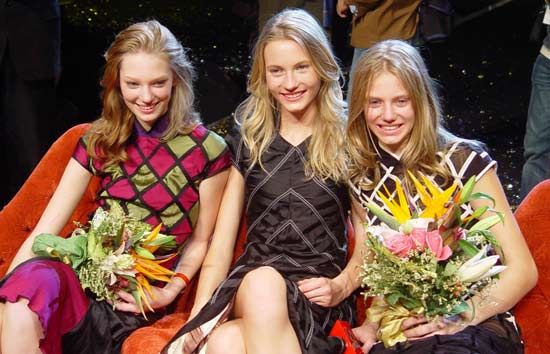 从左至右:季军瑞典的joana,冠军法国的chalotte,亚军斯洛伐克的sasha