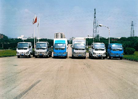 http://image2.sina.com.cn/qc/news/2004-10-14/U644P33T2D82709F2020DT20041014141719.jpg