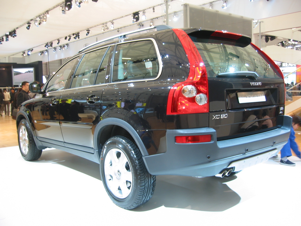 ֶXC 90